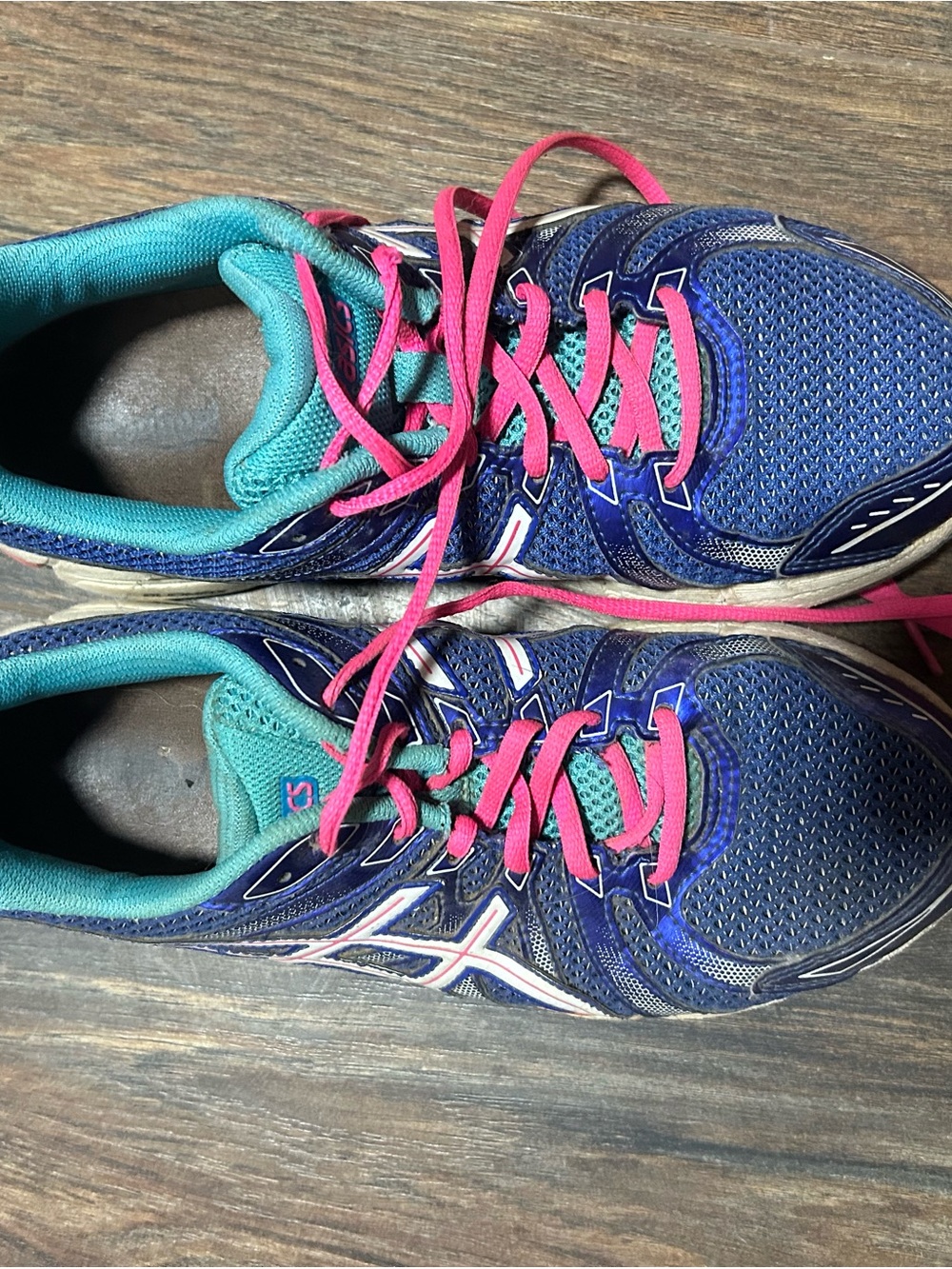 ASICS Women's Blue Athletic Shoes with Teal Lining and Pink Laces
